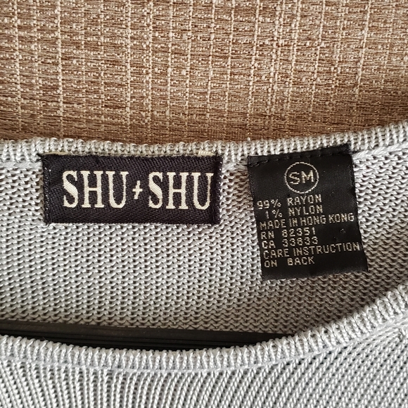 Shu Shu silver / grey mesh like top💥Chic💥 - Picture 3 of 9